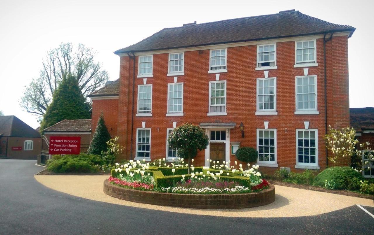 Windmill Village Hotel, Golf Club & Spa, BW Signature Collection Coventry Exterior foto